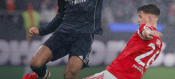 PG游戏-姆巴佩爆冷击败阿森纳，赛况扑朔迷离引爆全场！的简单介绍