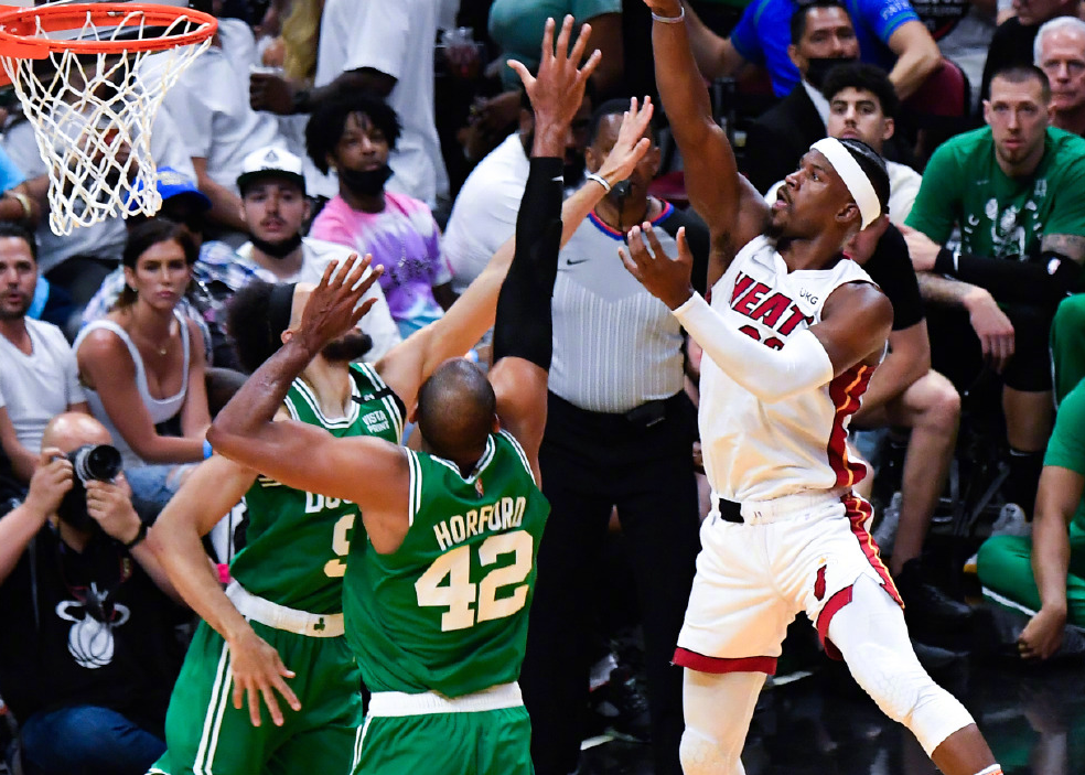 里程碑夜尼斯遗憾出局;NBA总决赛清晨刷纪录;引发热议;团队化学反应显著的简单介绍 里程碑夜尼斯遗憾出局;NBA总决赛清晨刷纪录;引发热议;团队化学反应显著的简单介绍